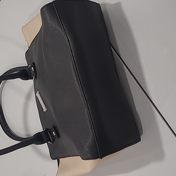 #44 Nine West Black & Cream Colour Tote - Picture 5 of 5